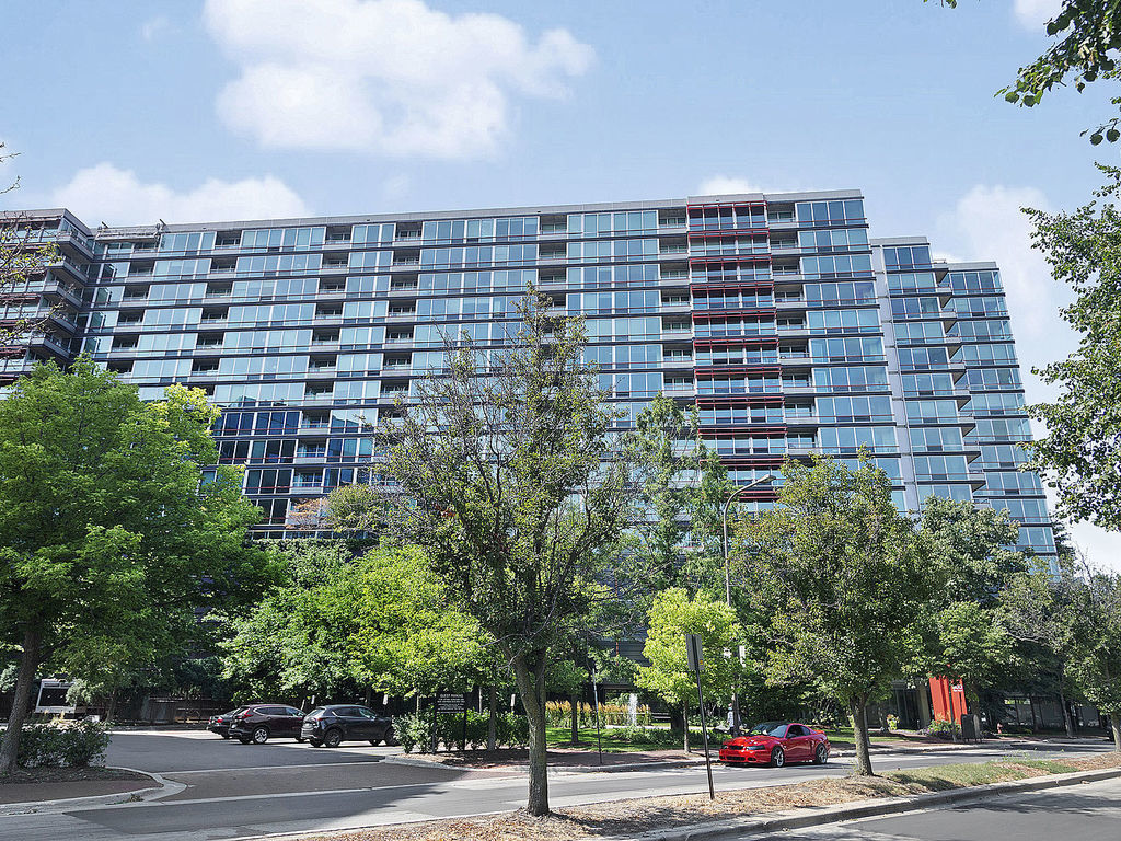 800 Elgin Road, Unit 907 Evanston, IL 60201 - Photo 1 of 17 a view of a city