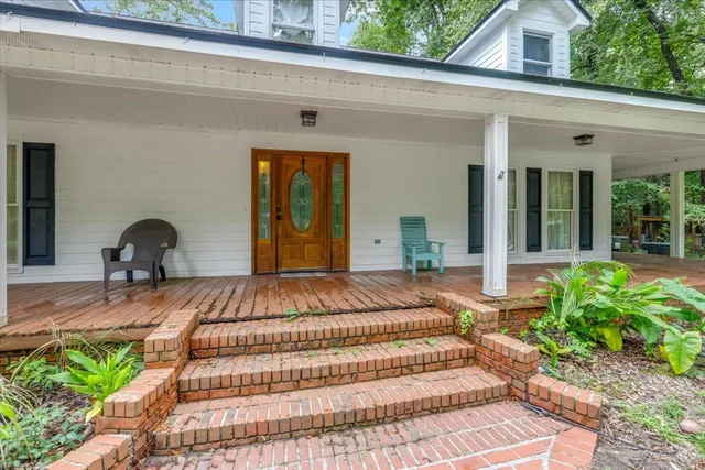 $489,900 | 385 Oakwood Trail, Crawfordville, FL 32327