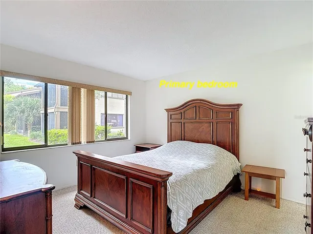 a view of house with front yard