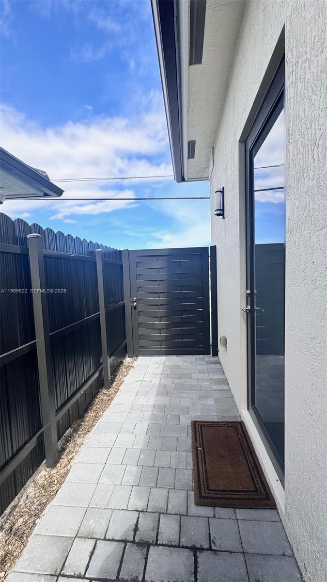 1820 Southwest 144th Avenue Miami, FL 33184 - Photo 3 of 10