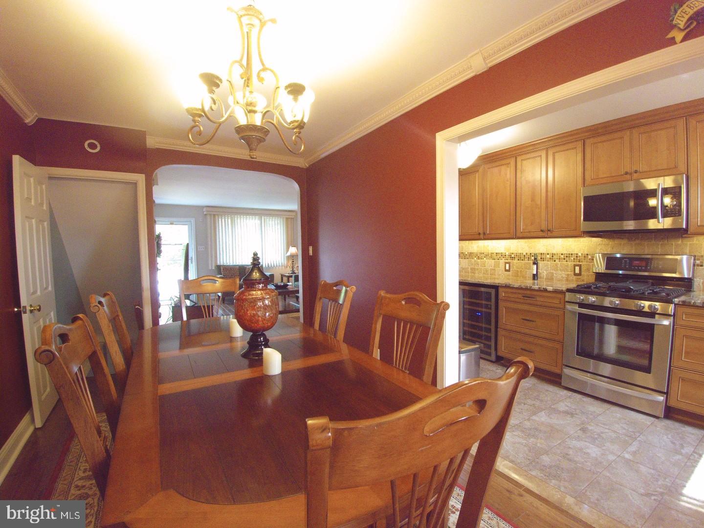 3358 Fordham Road Philadelphia, PA 19114 - Photo 8 of 27 Gallery Image 8