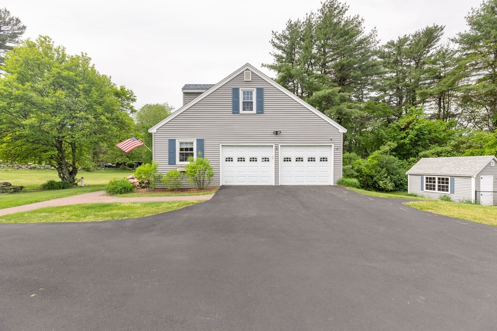 140 Castle Hill Road Windham, NH 03087 - Photo 3 of 22