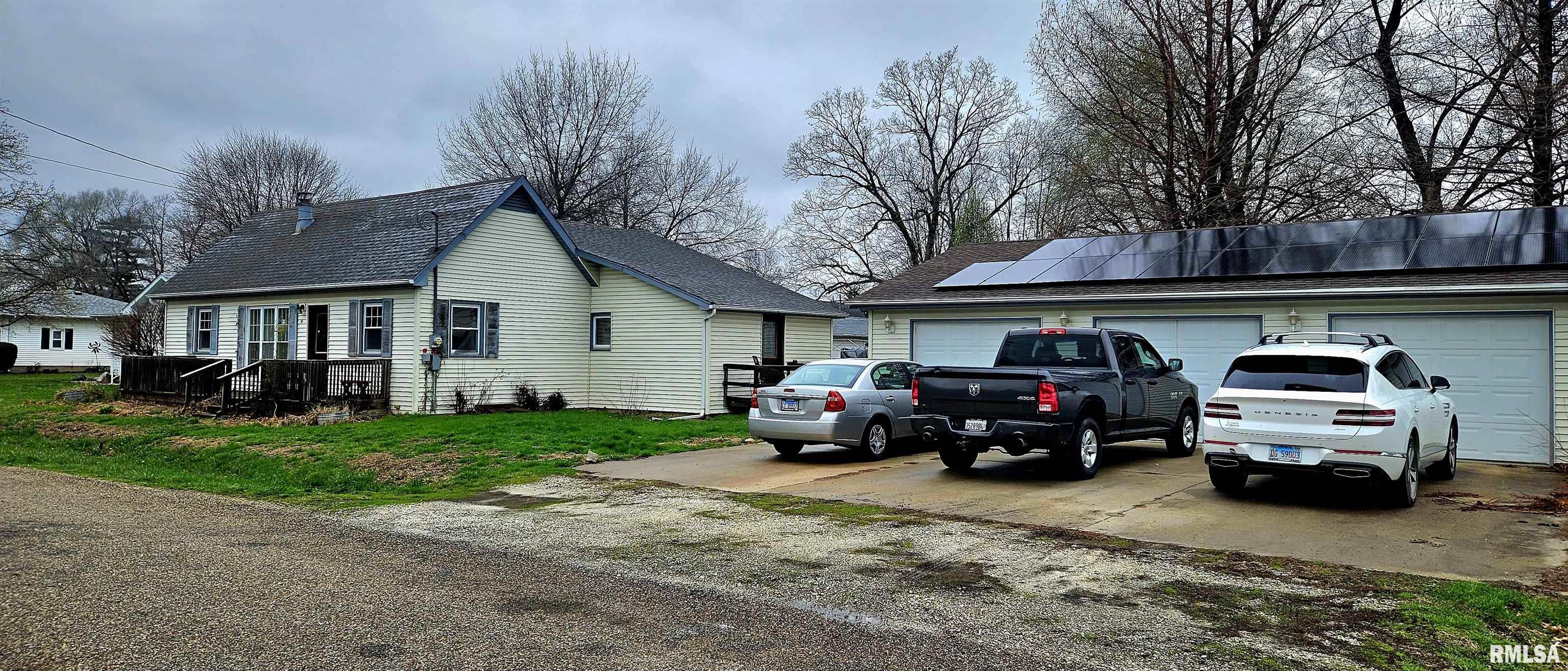146 East Polk Street Cuba, IL 61427 - Photo 3 of 22