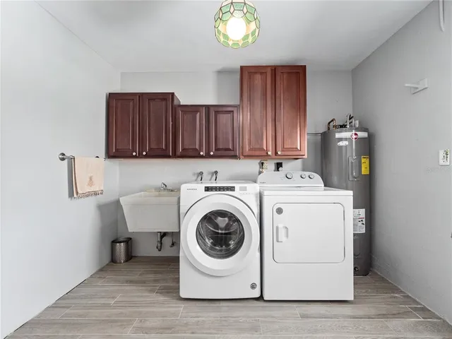 a view of a backyard of the house