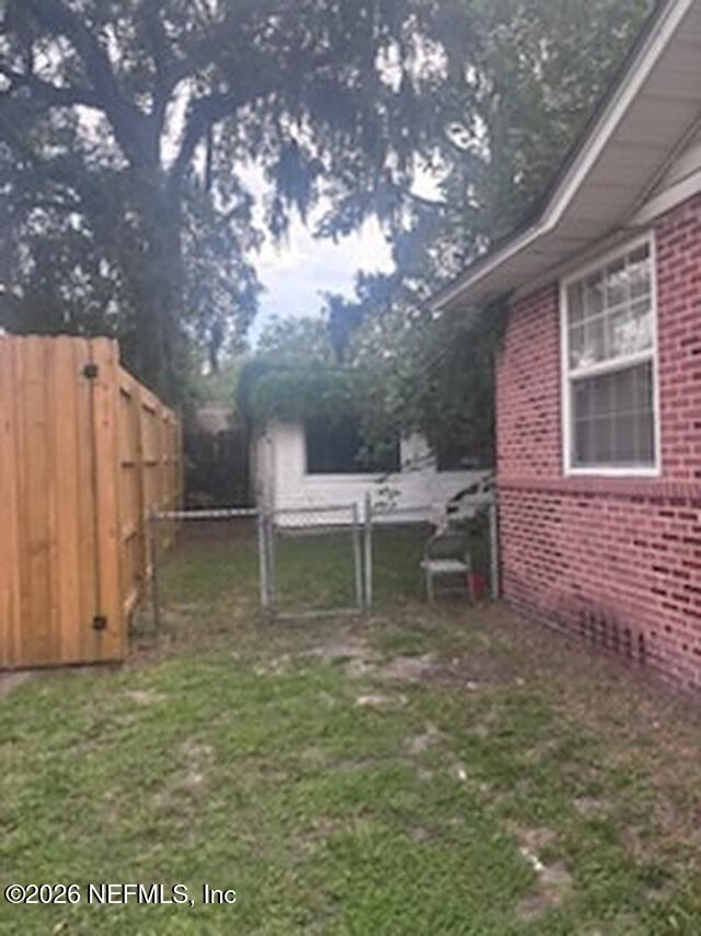 1508 Glengarry Road Jacksonville, FL 32207 - Photo 3 of 11 03_beyc6a398df3ca8fd