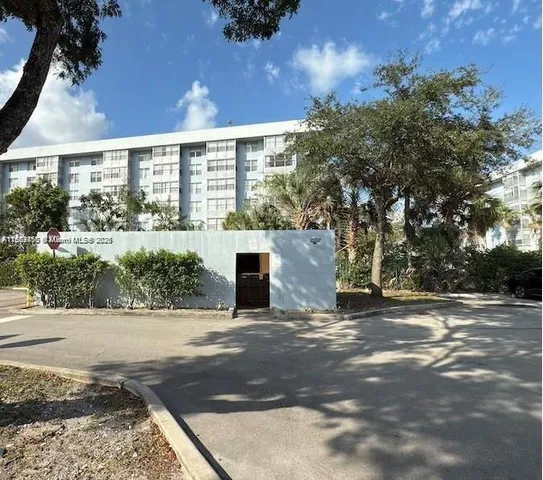 $1,500 | 4271 Northwest 5th Street, Unit 108, Plantation, FL 33317