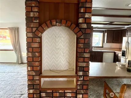 $489,999 | 410 1st Street, Easton, WA 98925