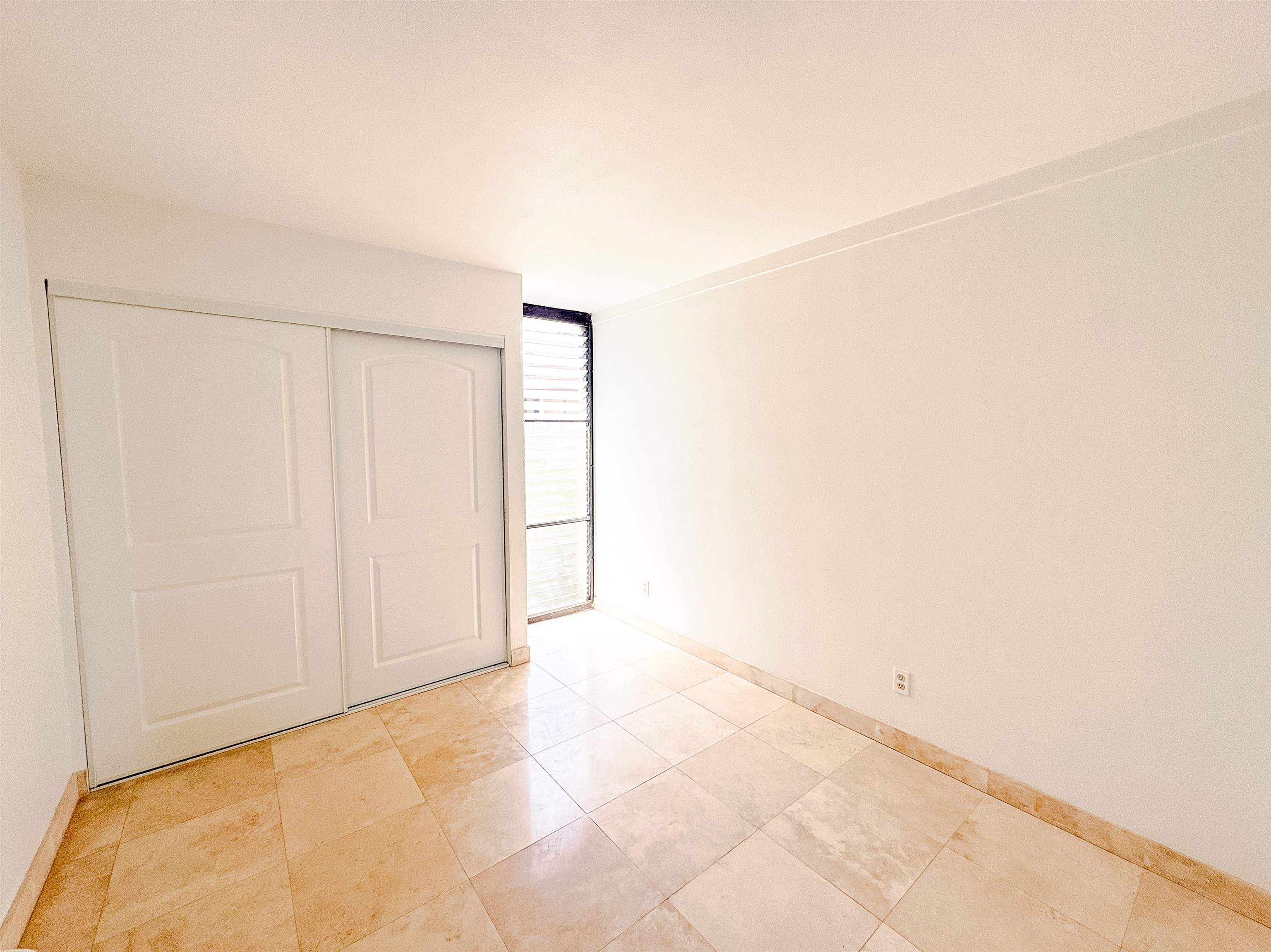 483 South Kihei Road, Unit 217 Kihei, HI 96753 - Photo 9 of 22 a view of an empty room