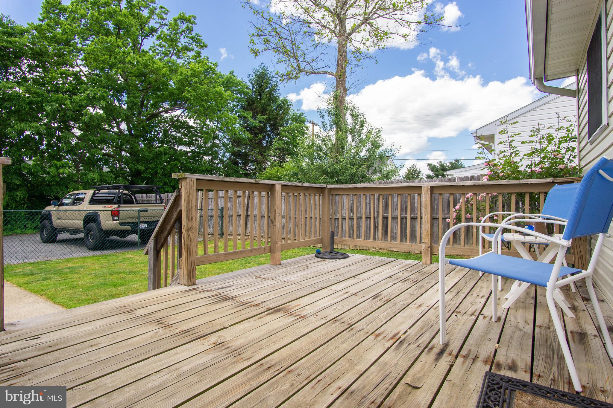 511 Burns Street Ranson, WV 25438 - Photo 16 of 20 Deck