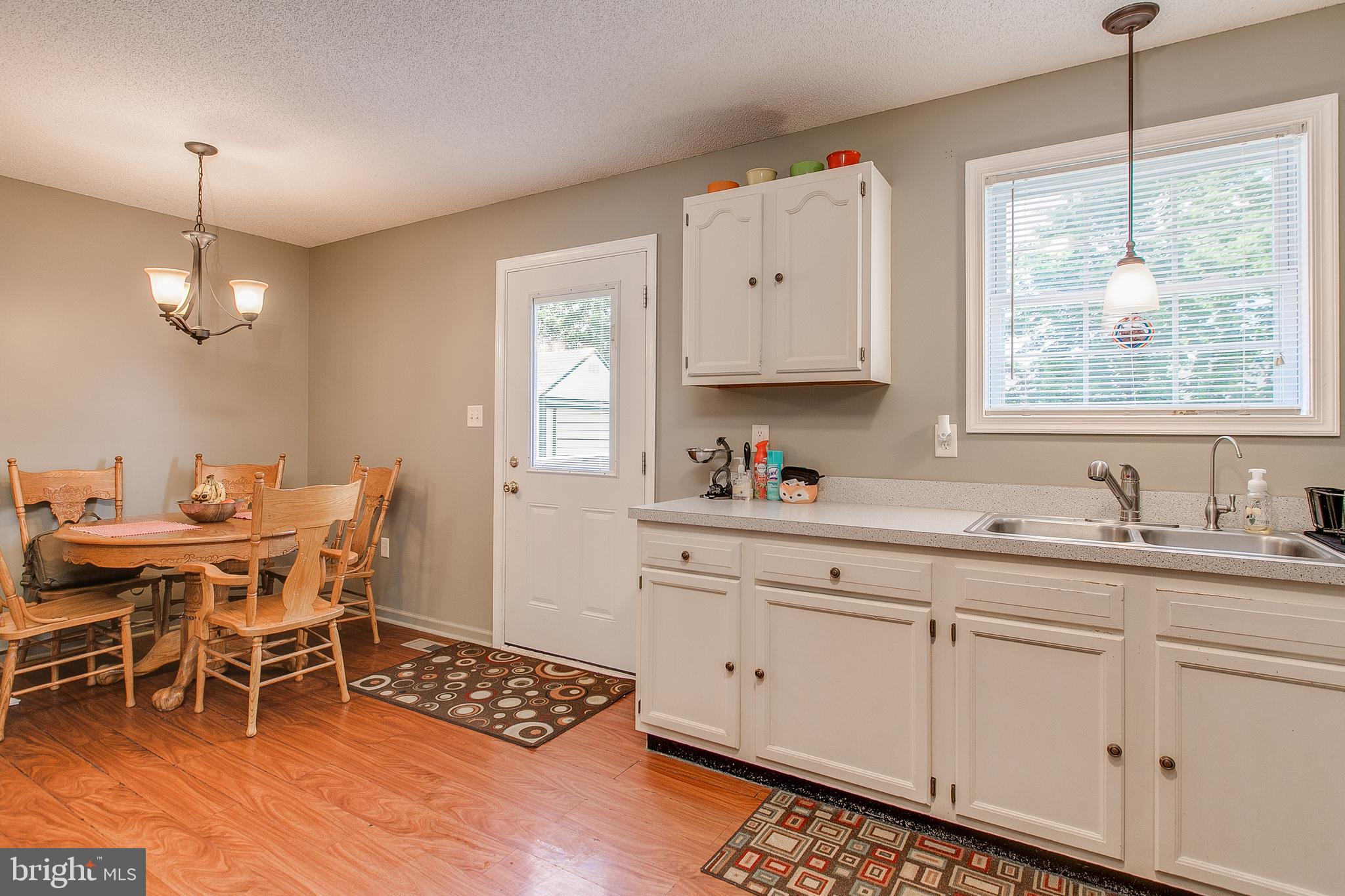 511 Burns Street Ranson, WV 25438 - Photo 4 of 20 Kitchen Pic 3