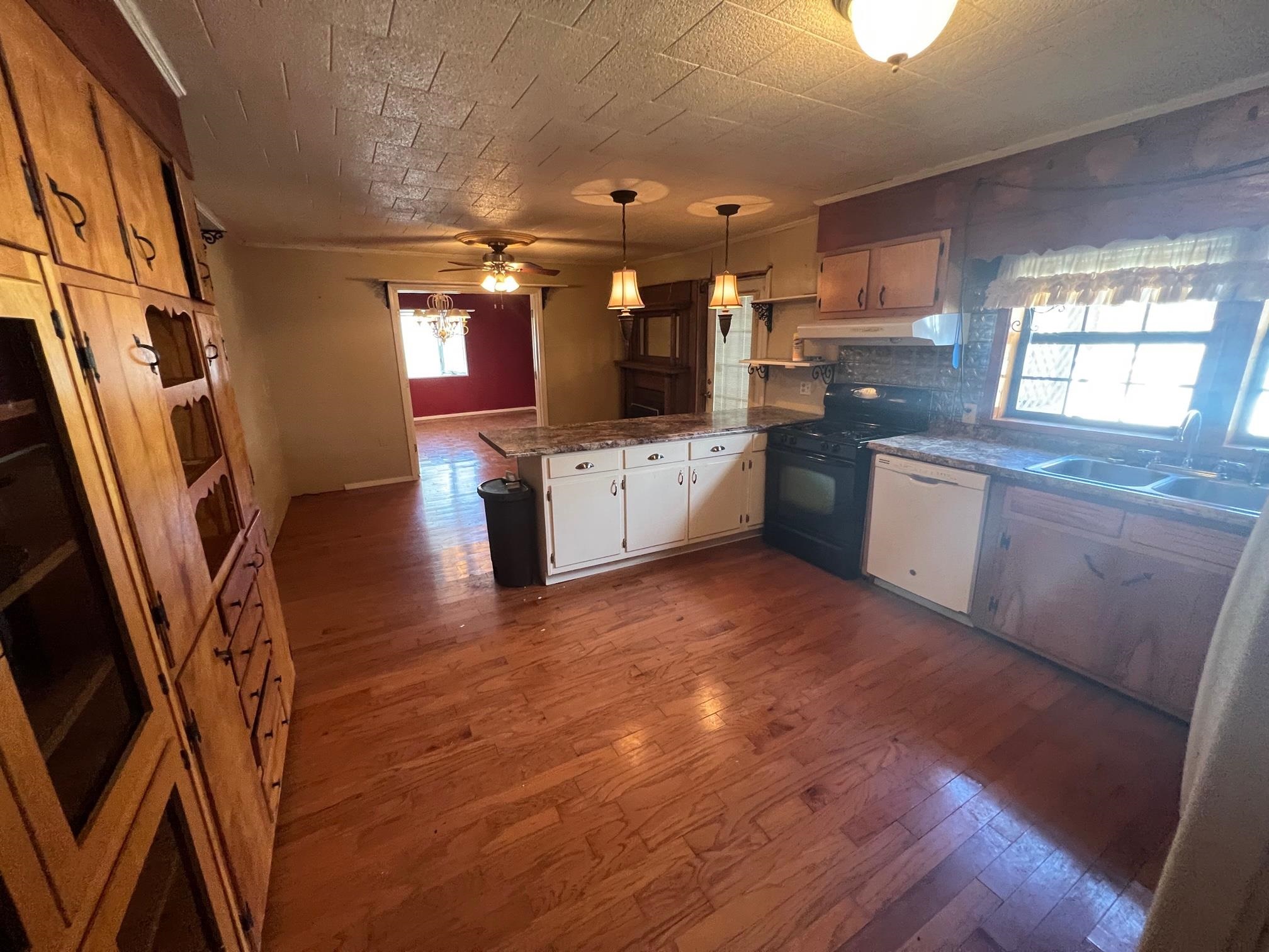 139 Plunk Drive Adamsville, TN 38310 - Photo 11 of 24 Gallery Image 11