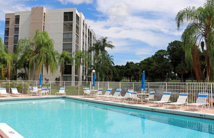6662 Boca Del Mar Drive, Unit 111 Boca Raton, FL 33433 - Photo 19 of 39 BEAUTIFUL POOL
