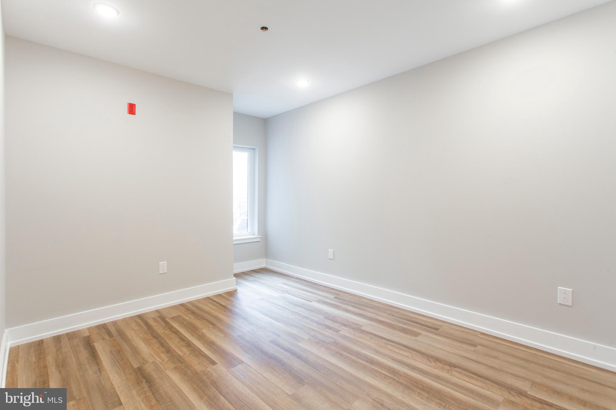 829-31 South 4th Street, Unit 1 Philadelphia, PA 19147 - Photo 13 of 16