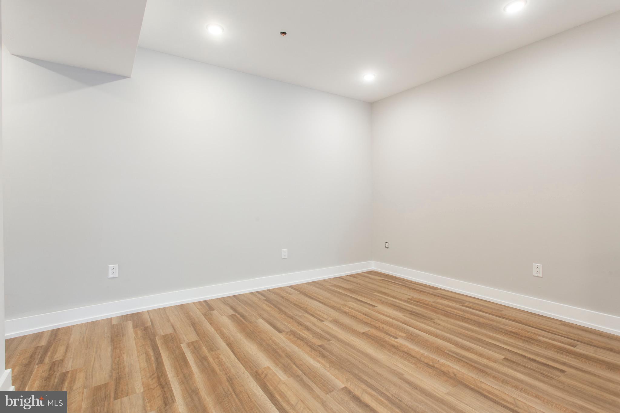 829-31 South 4th Street, Unit 1 Philadelphia, PA 19147 - Photo 10 of 16