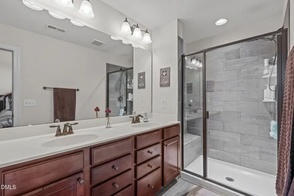 $375,000 | 6031 Kentworth Drive, Holly Springs, NC 27540