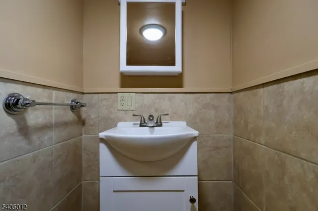 $419,999 | 46 Laventhal Avenue, Irvington, NJ 07111