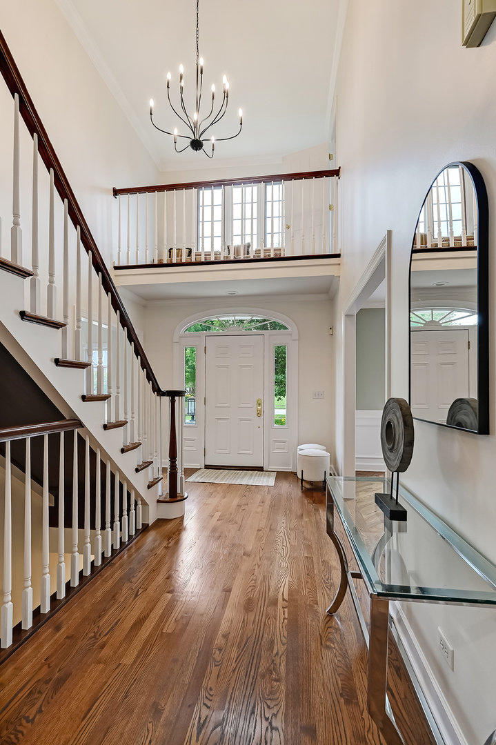 32 Ridgefield Lane Burr Ridge, IL 60527 - Photo 5 of 63 Gallery Image 5