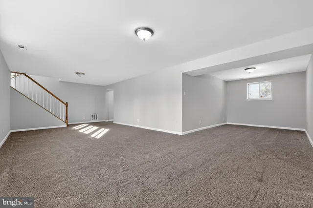 a view of empty room