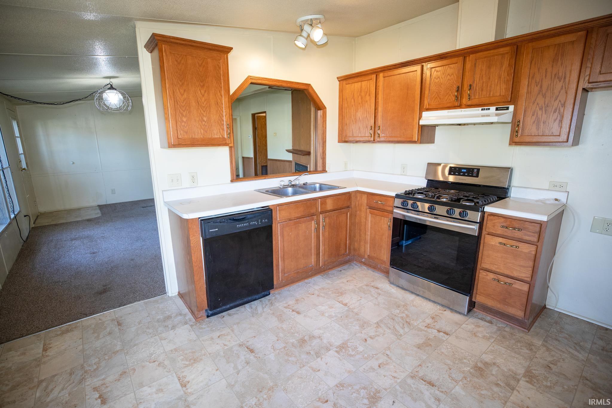 404 Yearick Street Argos, IN 46501 - Photo 8 of 18