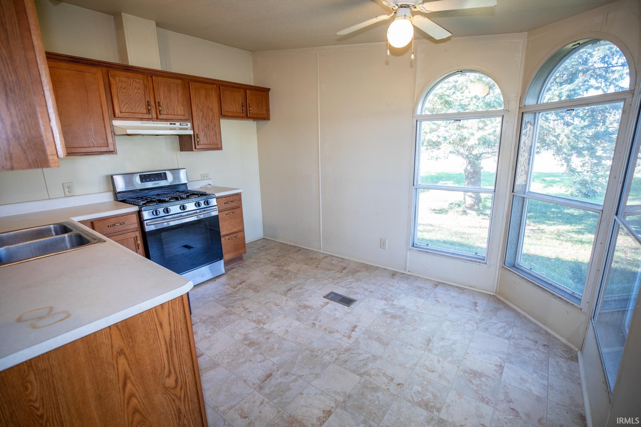 404 Yearick Street Argos, IN 46501 - Photo 10 of 18