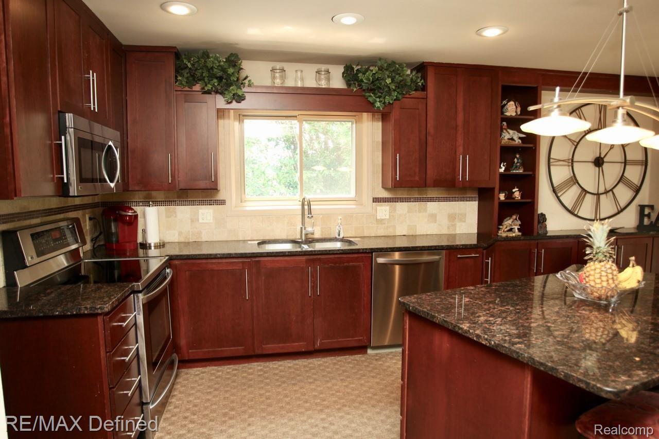 D-kitchen.jpg