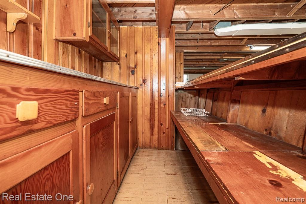 8272 Racine Road Warren, MI 48093 - Photo 31 of 46