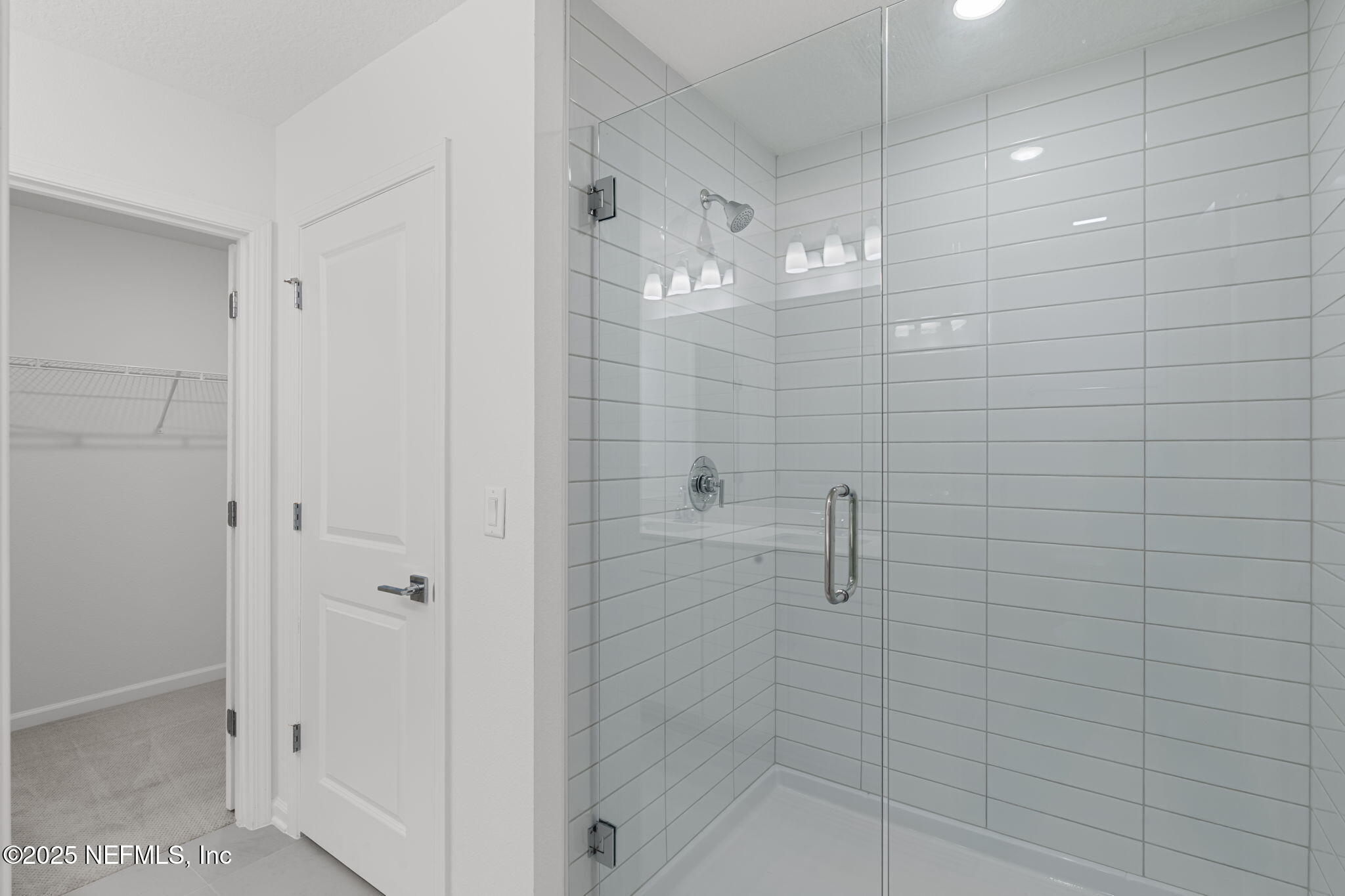 386 Whirlwind Place St. Augustine, FL 32095 - Photo 23 of 41 a bathroom with a shower