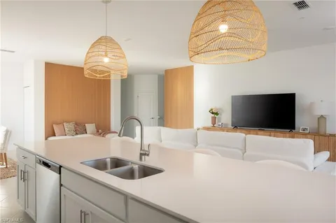 $469,597 | 5632 Summit Pointe Circle, Unit 103, Bradenton, FL 34210