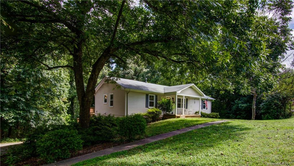 318 Willis Road Dallas, NC 28034 - Photo 2 of 23 Gallery Image 2