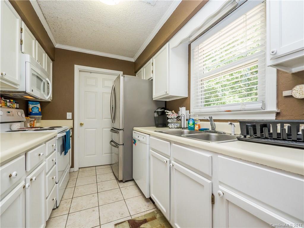 318 Willis Road Dallas, NC 28034 - Photo 9 of 23 Gallery Image 9