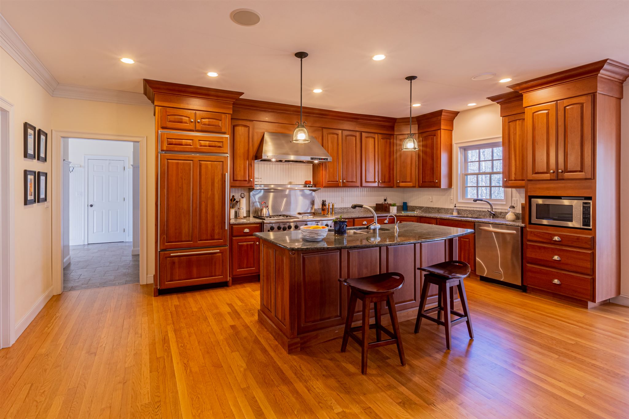 29 Chapel Road North Hampton, NH 03862 - Photo 2 of 38