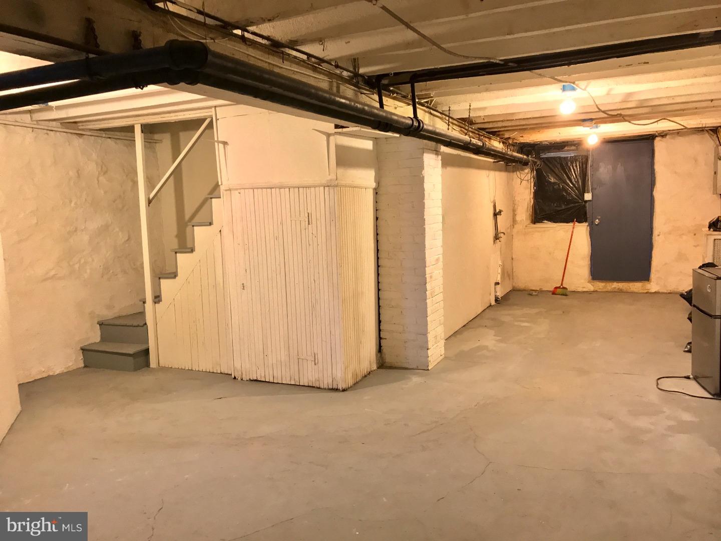36 Sunshine Road Upper Darby, PA 19082 - Photo 15 of 17 Basement