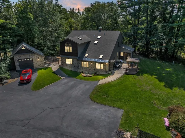 $1,295,000 | 8 Brookside Road, Middleton, MA 01949