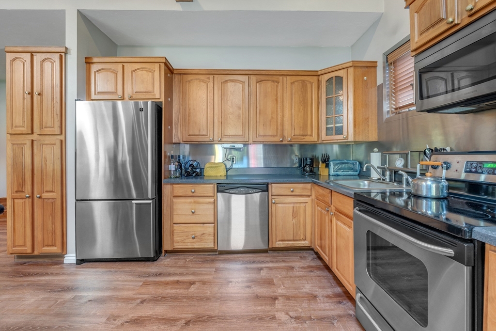 8 Brookside Road Middleton, MA 01949 - Photo 25 of 42 Gallery Image 25