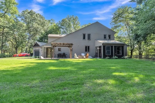 $1,295,000 | 8 Brookside Road, Middleton, MA 01949