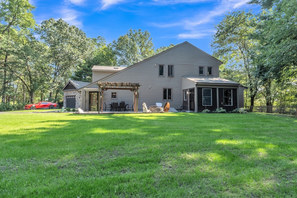 8 Brookside Road Middleton, MA 01949 - Photo 35 of 42 Gallery Image 35