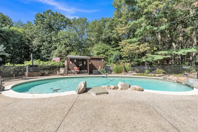 $1,295,000 | 8 Brookside Road, Middleton, MA 01949