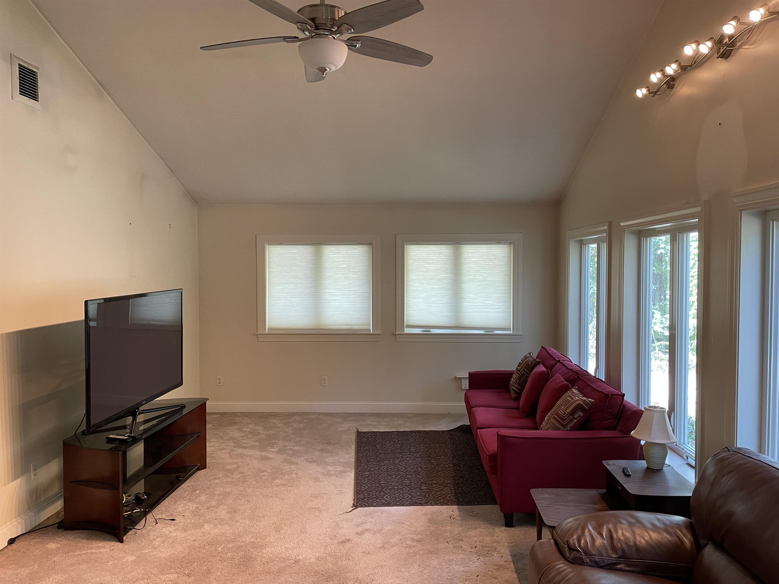 134 Concord Road Lee, NH 03861 - Photo 8 of 19