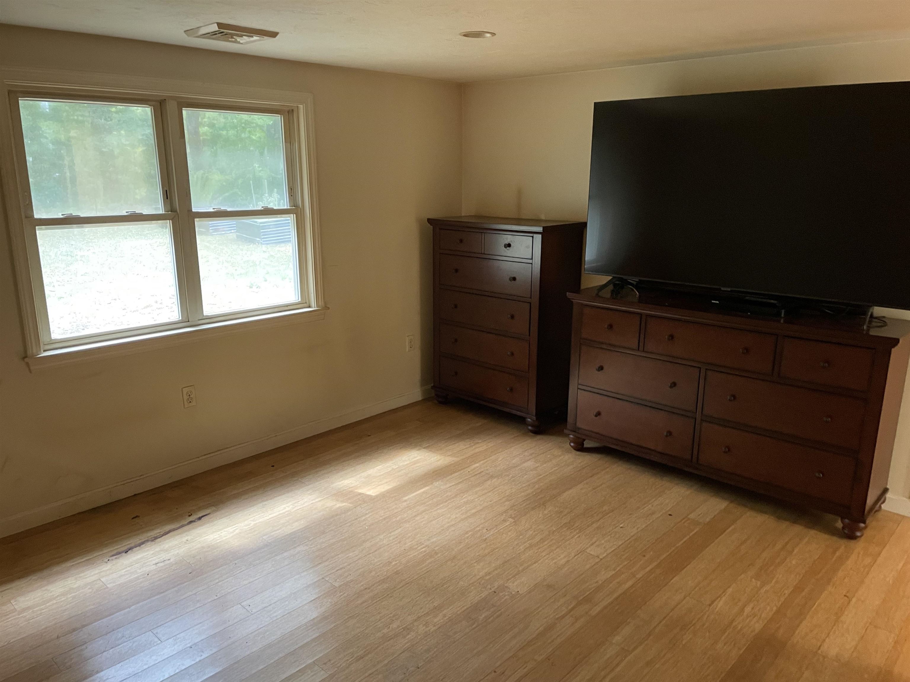 134 Concord Road Lee, NH 03861 - Photo 9 of 19