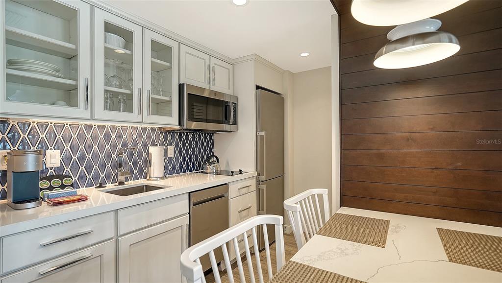 225 Sands Point Road, Unit 7205 Longboat Key, FL 34228 - Photo 13 of 30