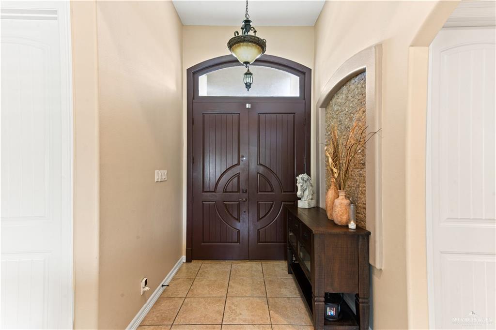 2024 Rice Avenue McAllen, TX 78504 - Photo 5 of 20