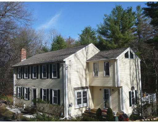 634 Old Dunstable Road Groton, MA 01450 - Photo 1 of 20