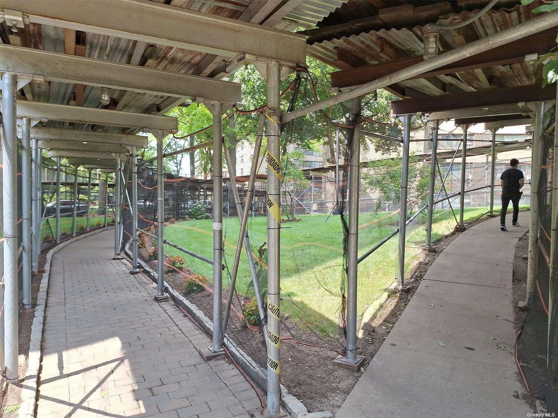 6 Fordham Hill Ovl, Unit 2G Bronx, NY 10468 - Photo 4 of 4