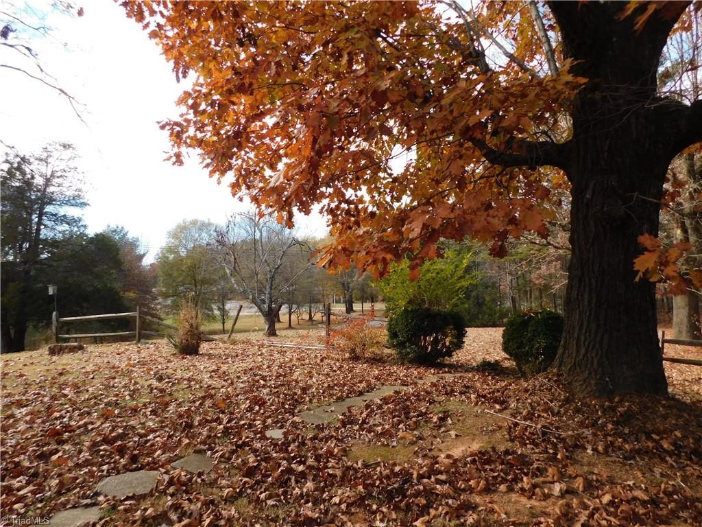 652 Johnson Ridge Road Elkin, NC 28621 - Photo 12 of 25