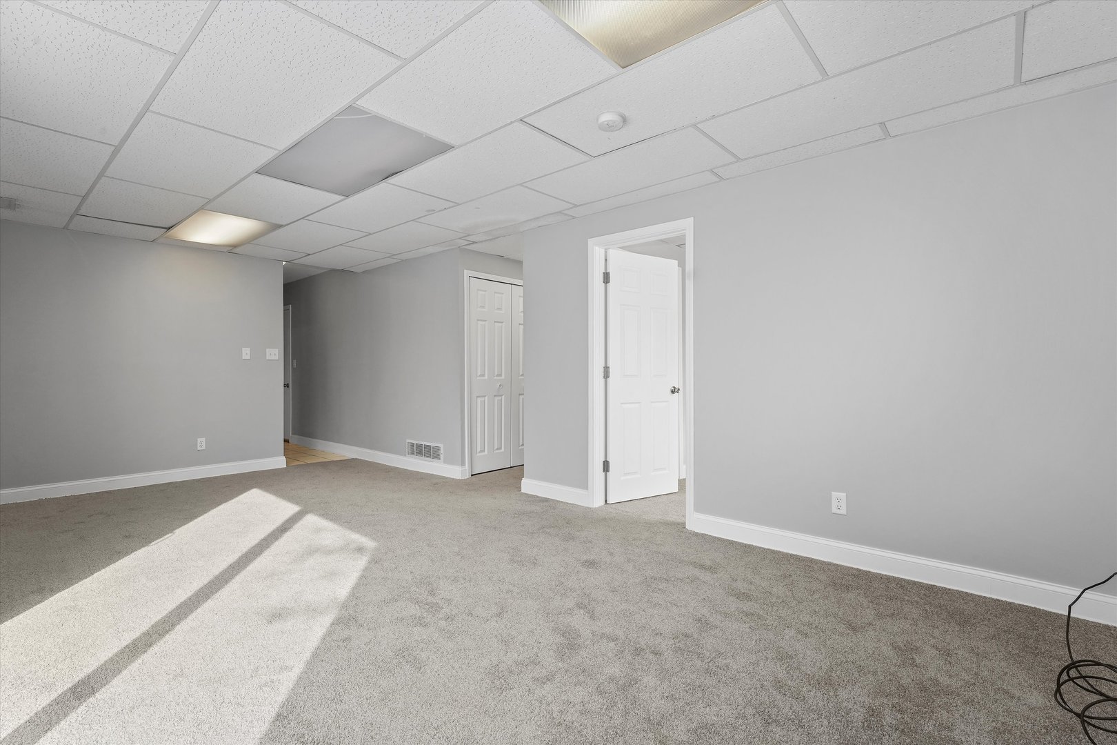 210 Mill Stream Drive Bolingbrook, IL 60440 - Photo 19 of 39 a view of an empty room with a window