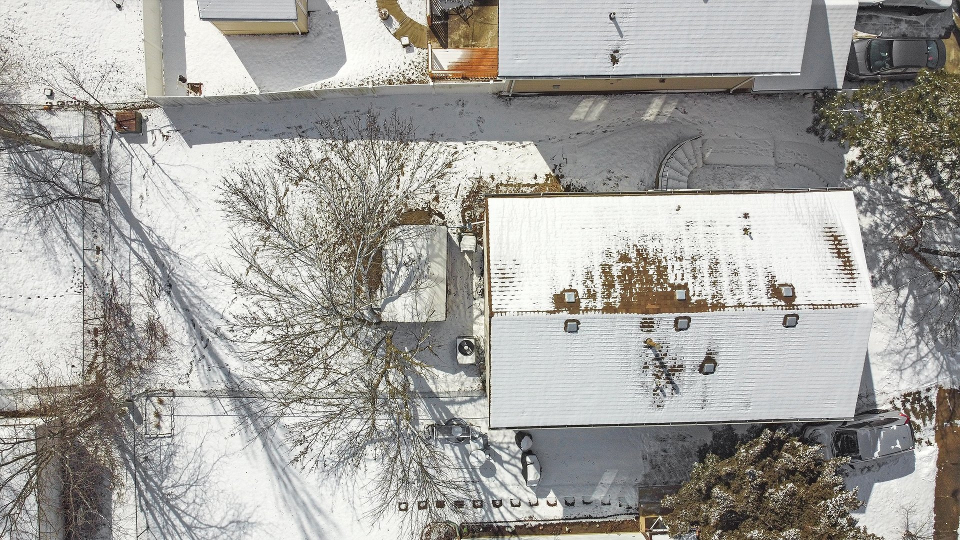 210 Mill Stream Drive Bolingbrook, IL 60440 - Photo 4 of 39 a view of a back yard of the house