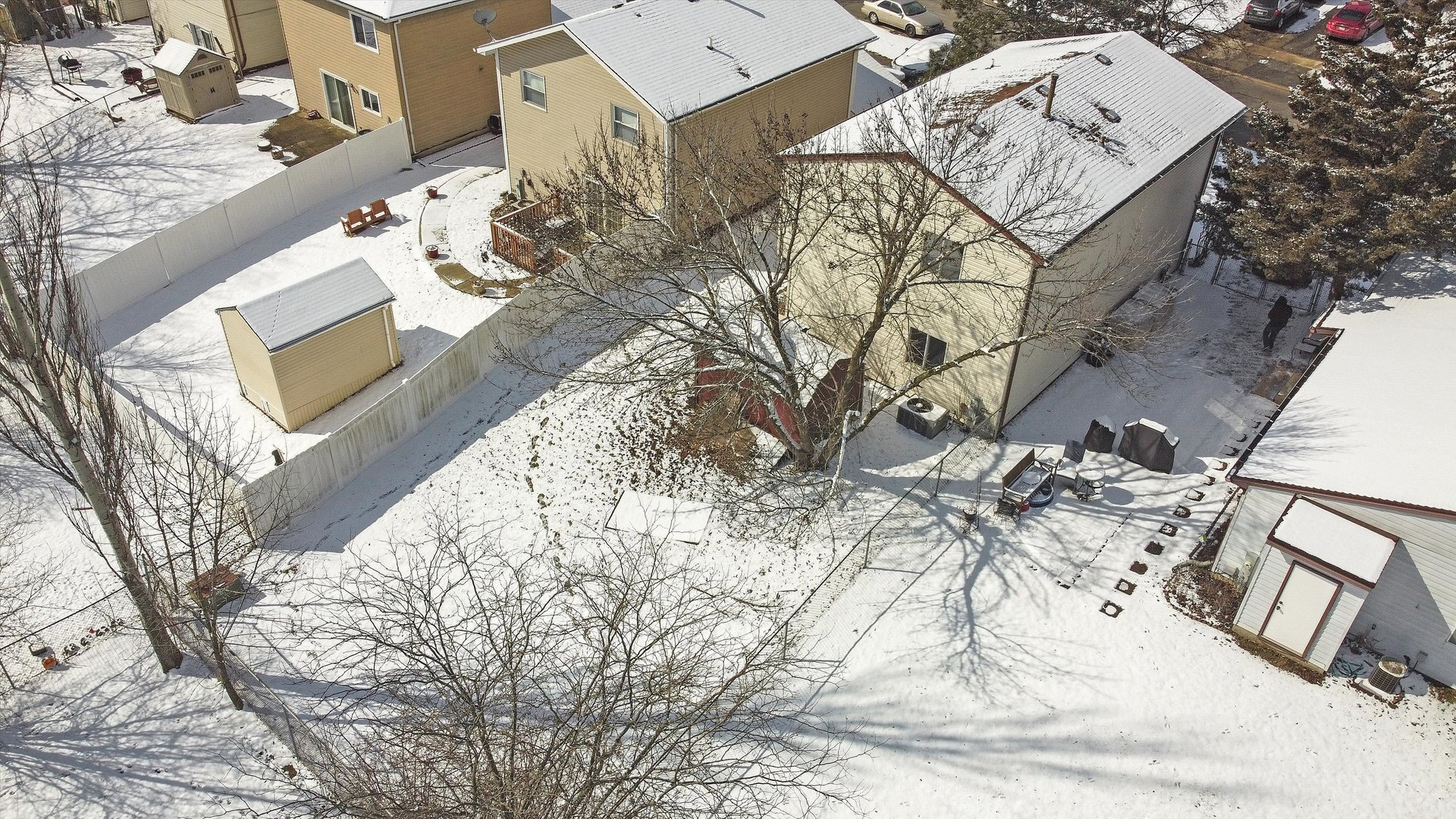 210 Mill Stream Drive Bolingbrook, IL 60440 - Photo 5 of 39 a view of a backyard of the house