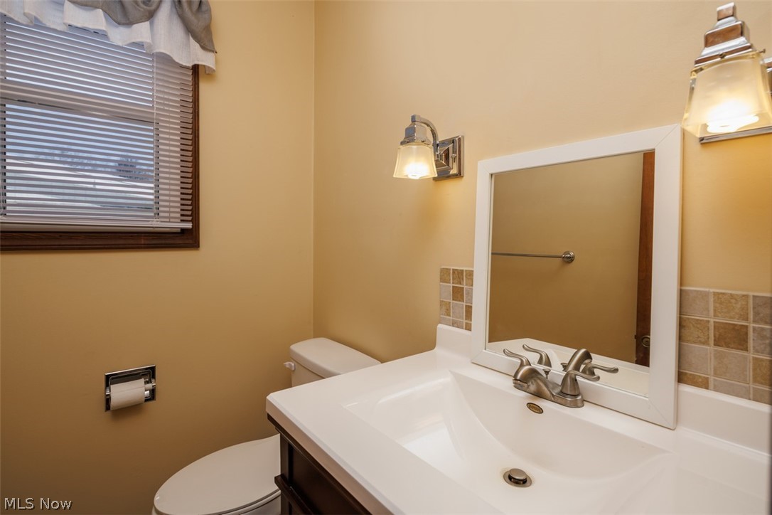 3770 South Arlington Road Uniontown, OH 44685 - Photo 14 of 19
