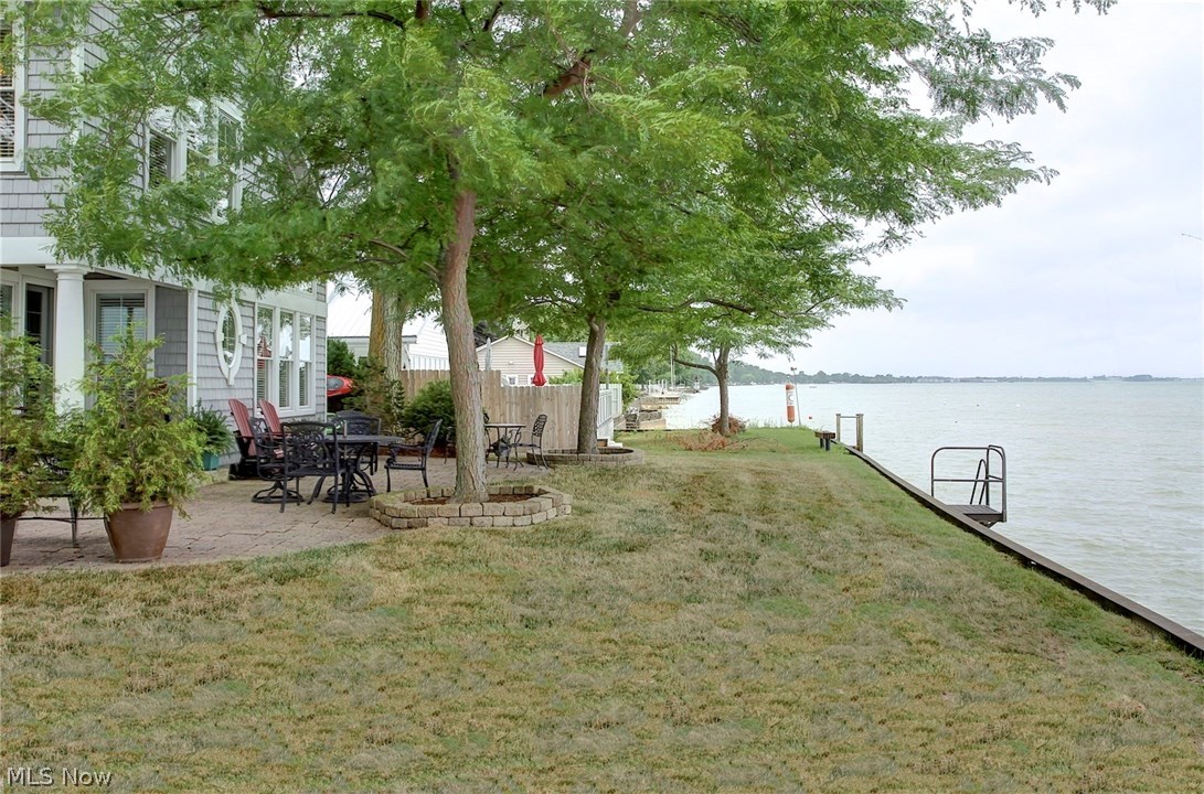 2719 East Sand Road Port Clinton, OH 43452 - Photo 3 of 32 Gallery Image 3