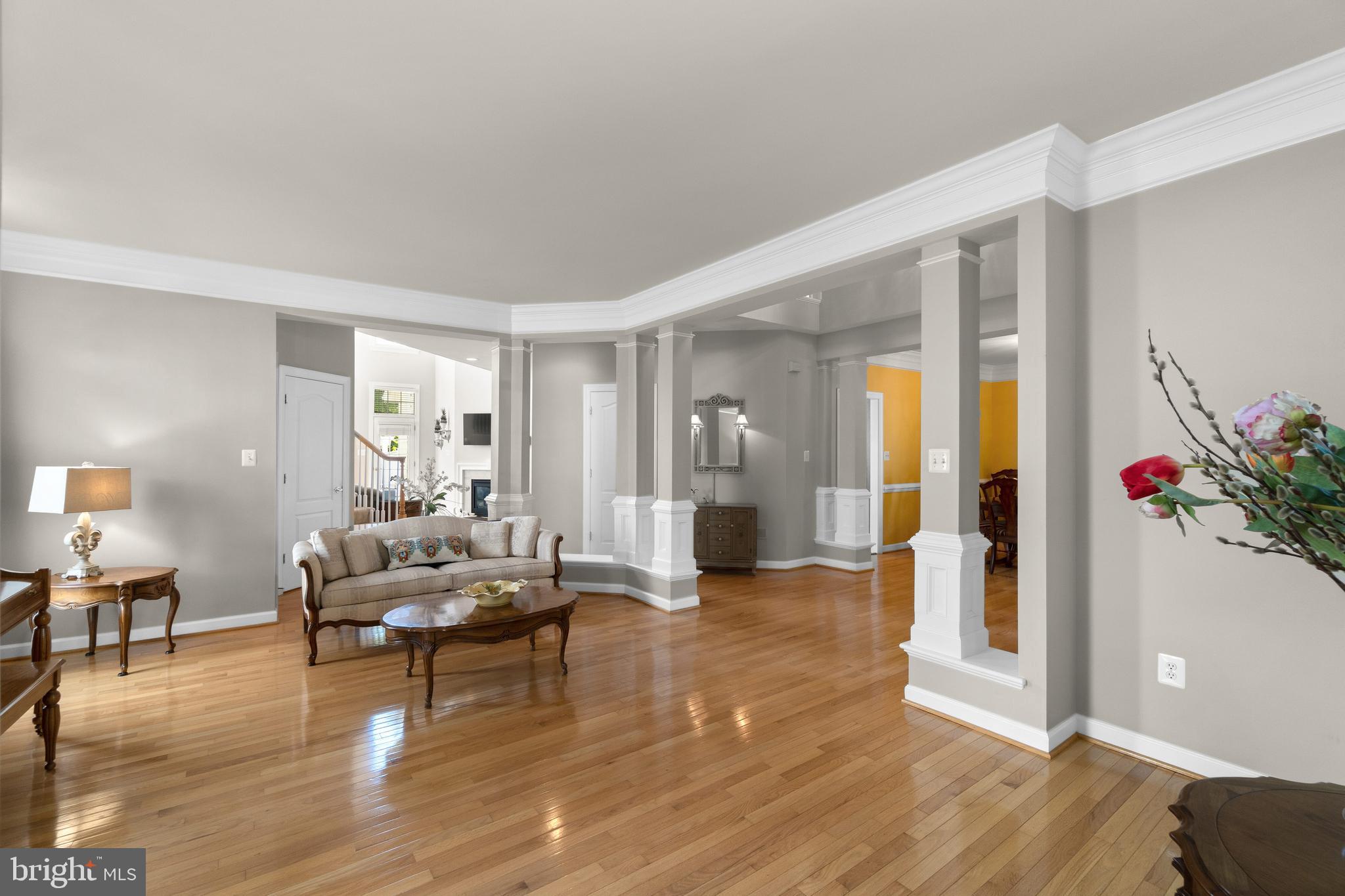 705 Pilot House Drive Annapolis, MD 21401 - Photo 12 of 58 Living room